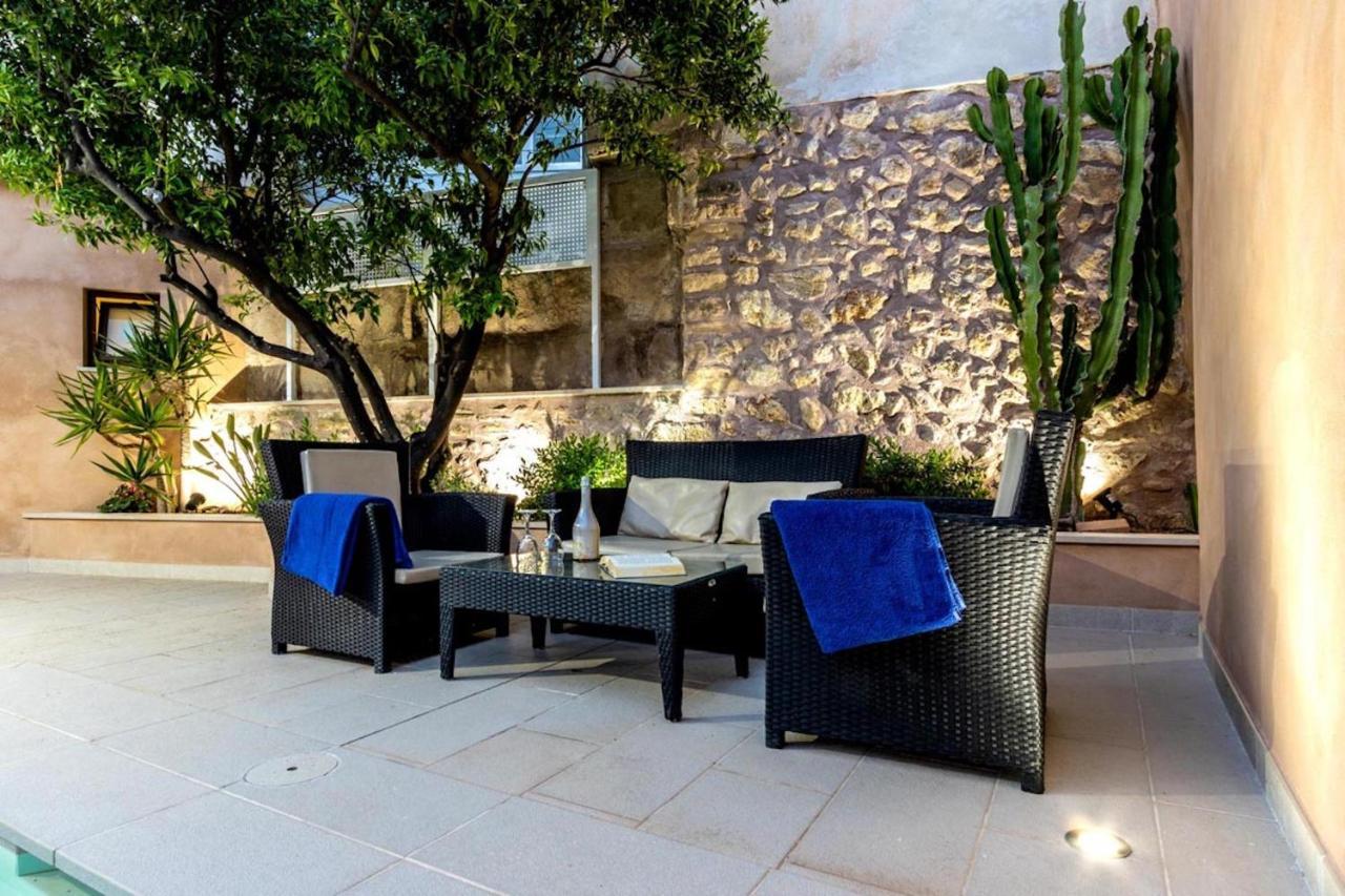 Villa Horta 55 *
